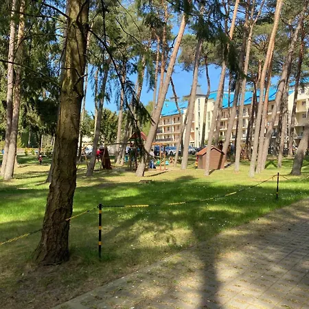 Nad Morzem Z Basenem Parkingiem Przy Lesie Sosnowy Blue Mare Apartament