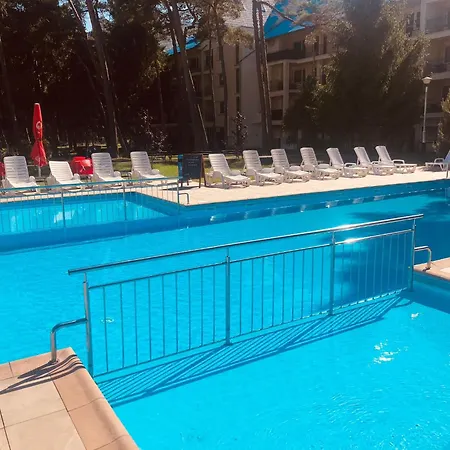 Apartament Nad Morzem Z Basenem Parkingiem Przy Lesie Sosnowy Blue Mare